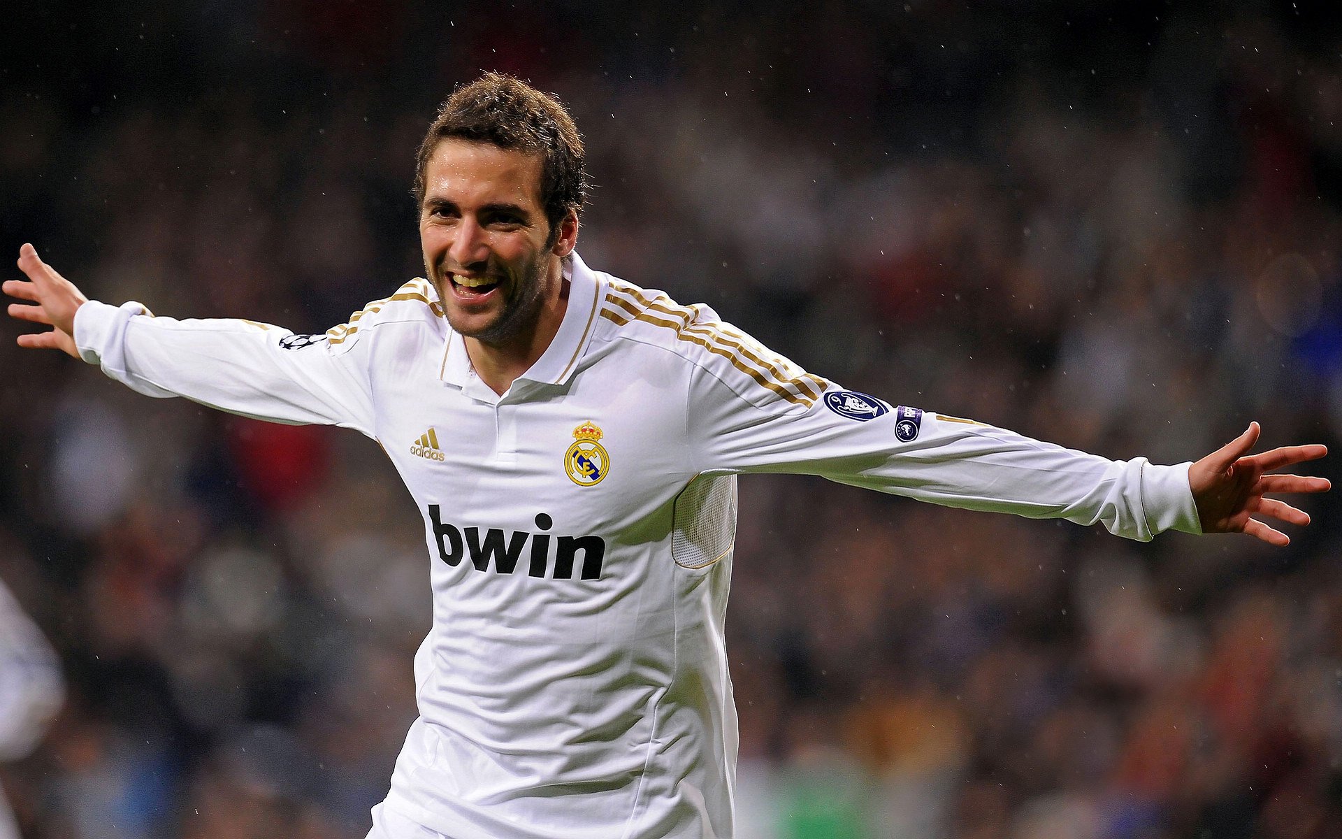 爱游戏娱乐网址-全国青少年足球真人秀节目热播，行业关注度持续上升，足球综艺节目真人秀